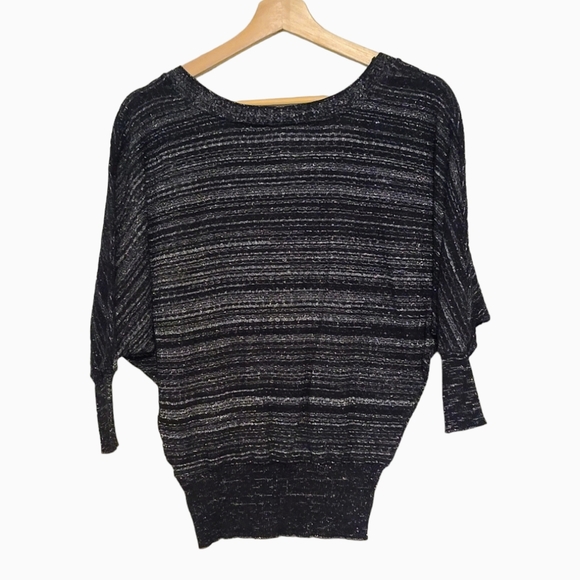 Mudd Dolman Sleeve Silver Metallic Sweater Size M - Picture 4 of 7